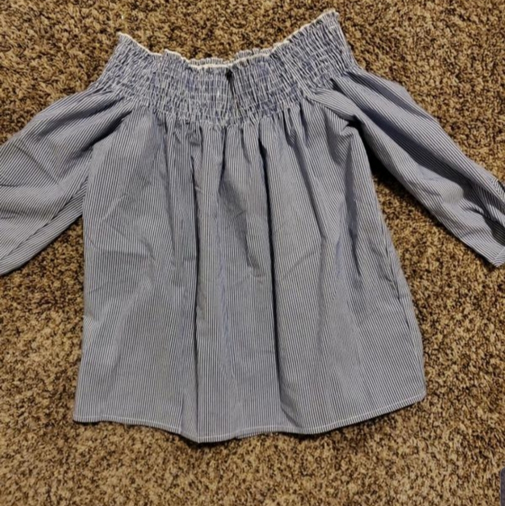Blouse - Picture 2 of 2